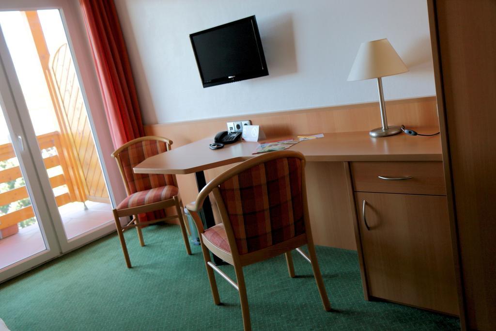 Land-Gut-Hotel Seeblick Klietz エクステリア 写真